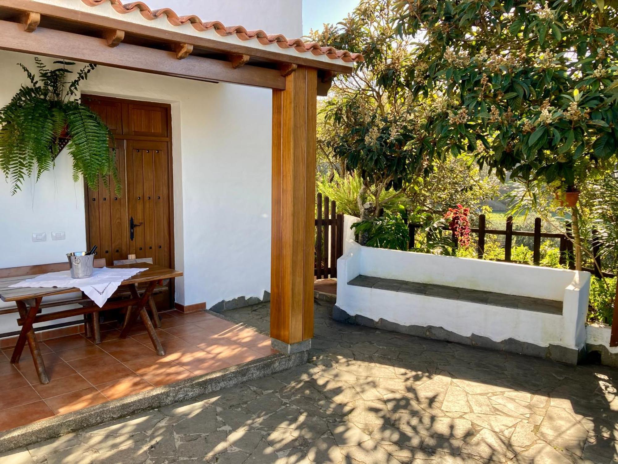 Bella Doramas Casas Rurales Panchita & Millo Moya  Bagian luar foto